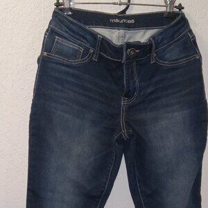 Maurices blue skinny jeans